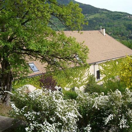 Auberge Du Goutarou Saint-Michel-les-Portes ภายนอก รูปภาพ