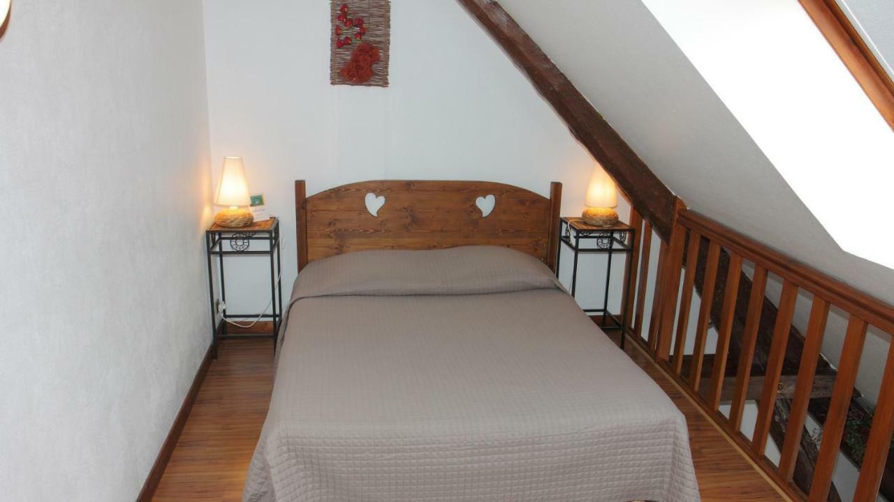 Auberge Du Goutarou Saint-Michel-les-Portes ภายนอก รูปภาพ